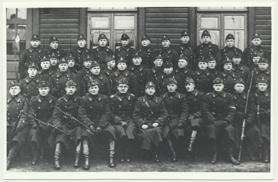 fotokoopia, Tallinn, Kalevi pataljon, noorsõdurid pärast vannutamist, sh J. Vaga, 1930  duplicate photo