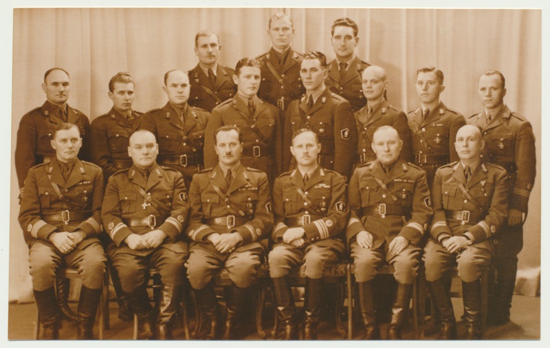 fotokoopia, Viljandi, grupp sõjaväelasi, sh W. ja J. Vaga, E. Kõlu, u 1935