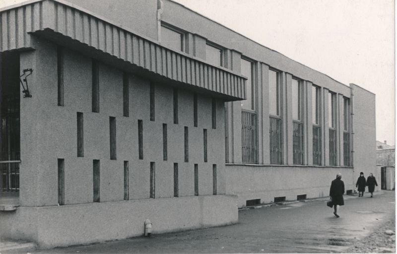 Photo. New building of the State Bank Department in Jõhvis.