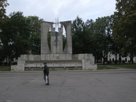 Kohtla-järve city Järve district monument of Keskallee