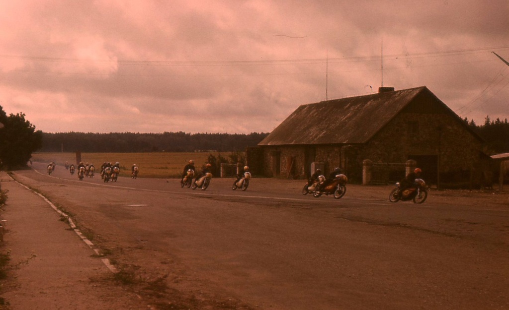 Motorcycle competition Vana-Võidus