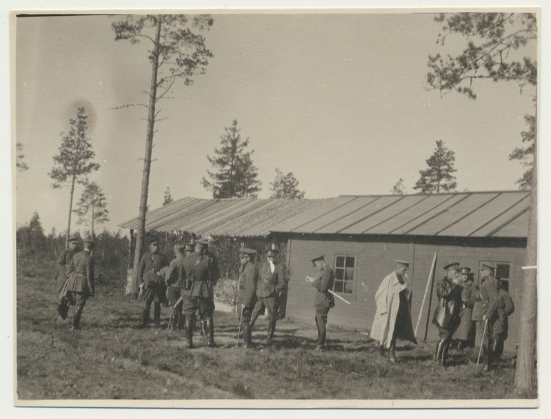 foto, Eesti sõjavägi, Jägala laager, grupp polügoonil?, 17.06.1927