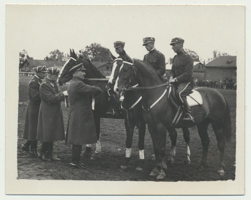 foto, Tartu, sõjaväe ratsavõistlused, 1932