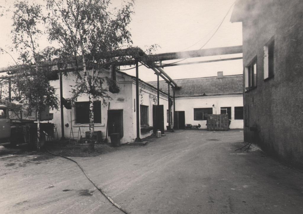Pärnu PTK construction-repair dust and warehouse office