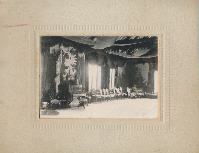 foto, Viljandi, A. Livenströemi fotoateljee, peosaalina, u 1905