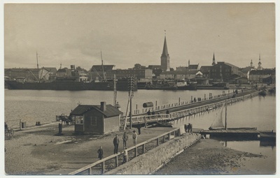 fotopostkaart, Pärnu, jõgi, nahksild, u 1915  duplicate photo