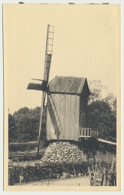 fotopostkaart, Saaremaa, tuulik, u 1930, foto V. Suraš  duplicate photo
