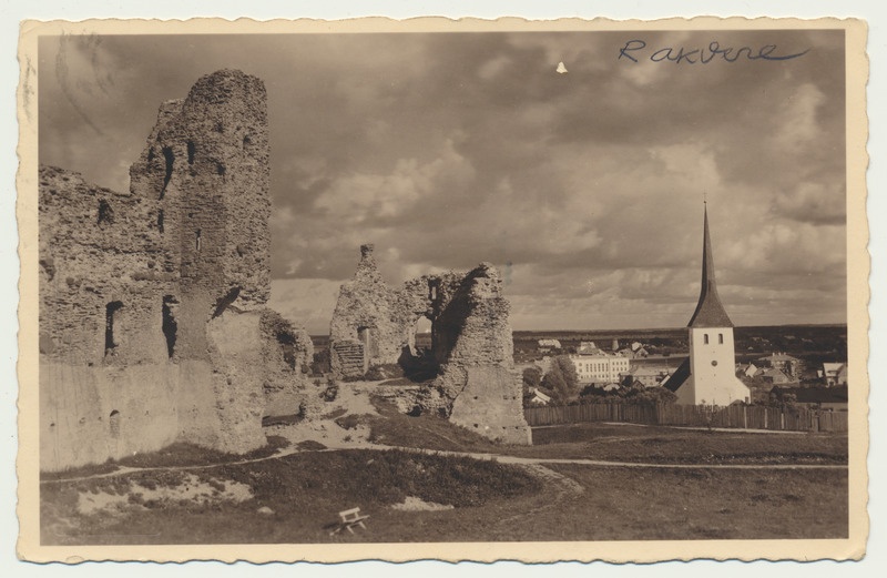 fotopostkaart, Rakvere, lossivaremed, linn, u 1935