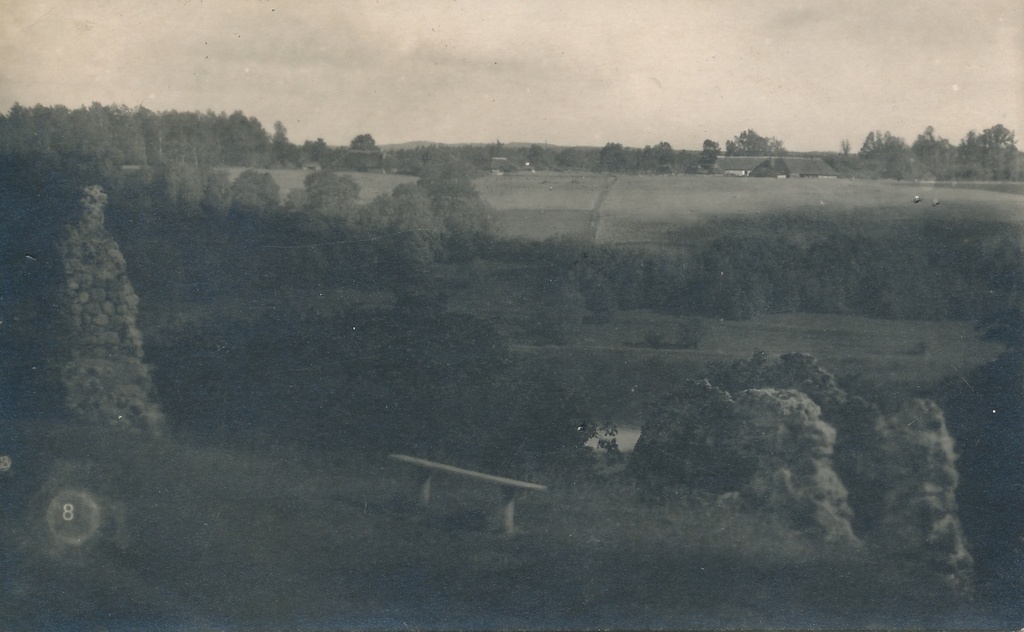 foto, Viljandi, lossimäed, järv, vastaskallas, u 1910, foto J. Riet