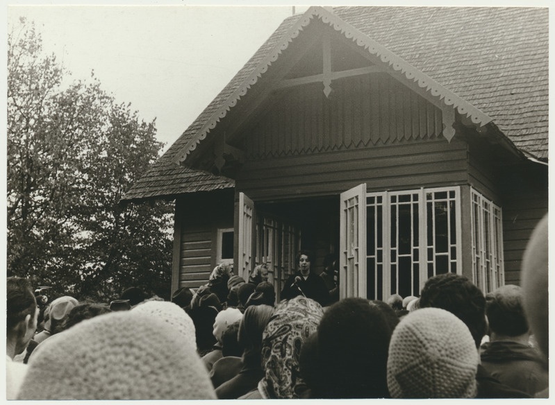 foto, Mart Saare muuseumi avamine, Hüpassaare, 1972, foto L. Vellema