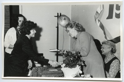 10. aastapäeva konverentsile eelnev pidulik aktus lektooriumis 21. oktoobril 1971.  similar photo