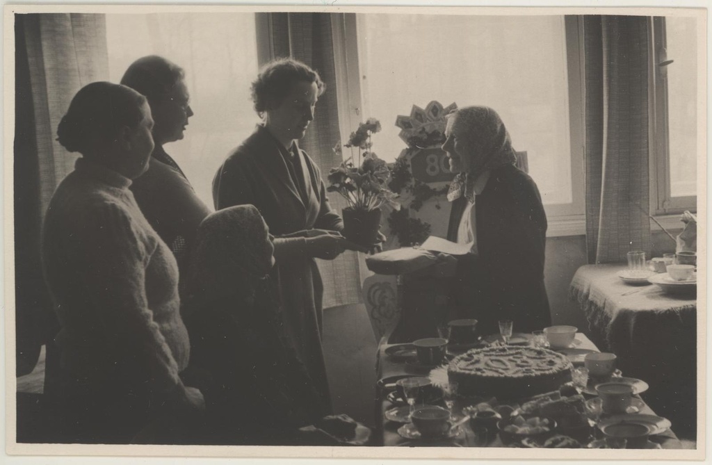 Amalie Loeve 80.a. juubeli tähistamine TKM-is 12.04.1958.a.