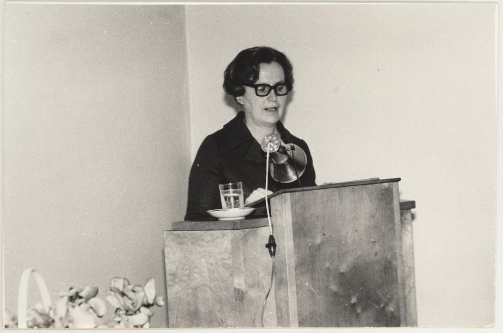 TKM-i VII teaduslik konverents 17.11.1975.a. Ettekandega esineb V. Tiik