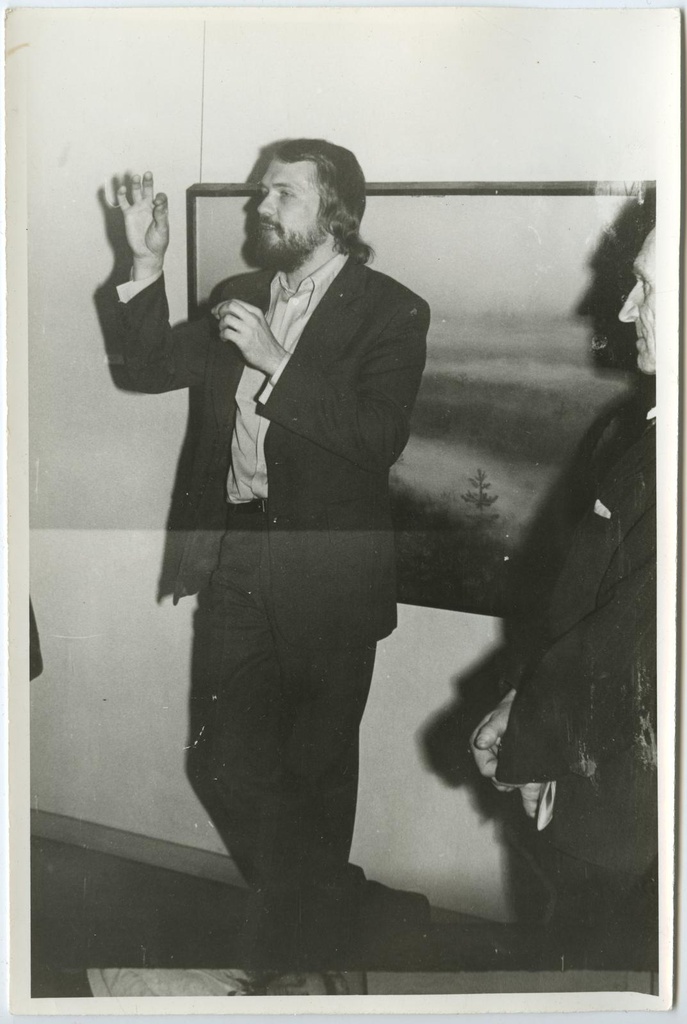 II grupi kuulajad näitusel "Inimene ja põld" 28. nov. 1974 kohtumas R. Tammikuga.