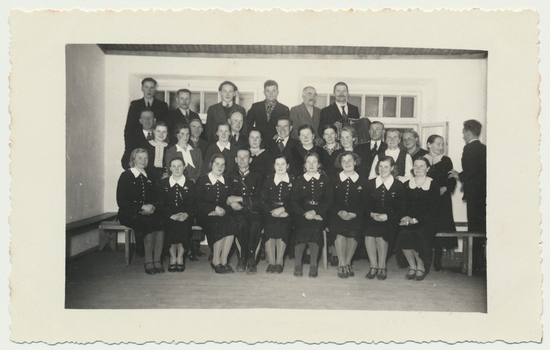 foto, Põltsamaa v. VTÜ Adavere naisrühma koosviibimine Adavere meiereis 1940