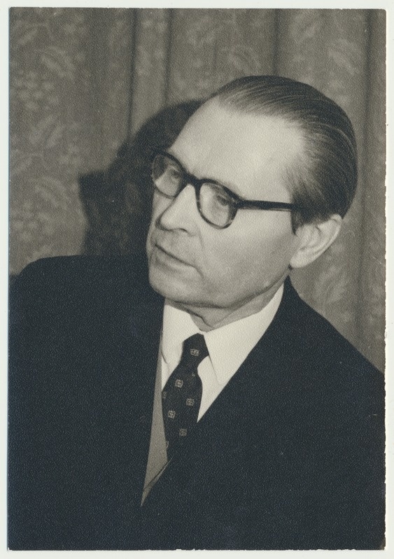 foto, Ants Murakin, rinnaportree, u 1955