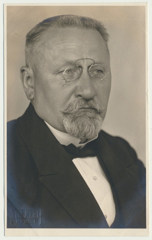 foto, Gustav Seen, u 1930, foto J. Riet