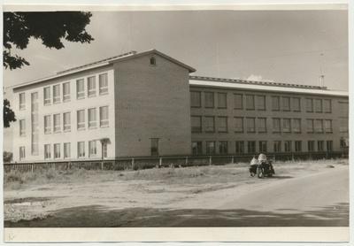 foto, Viljandimaa, Suure-Jaani keskkool, 1961, foto A. Kiisla  duplicate photo