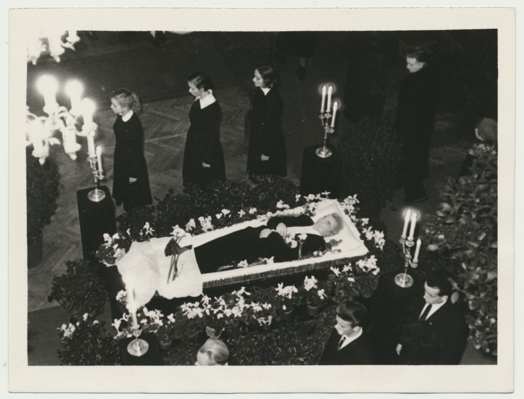 foto, Tartu, ülikooli aula, Juhan Simmi matused, detsember 1959