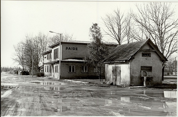 Photo, Paide bus station (railway station) 1990.