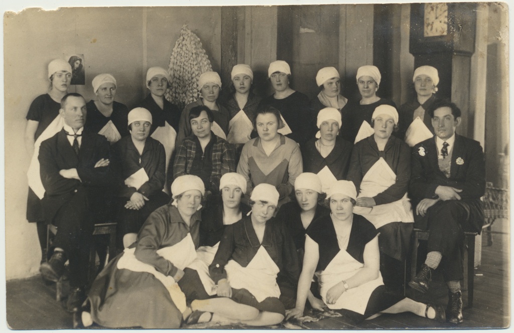 foto, Võhma Naisselts, perenaiste kursus, u 1935