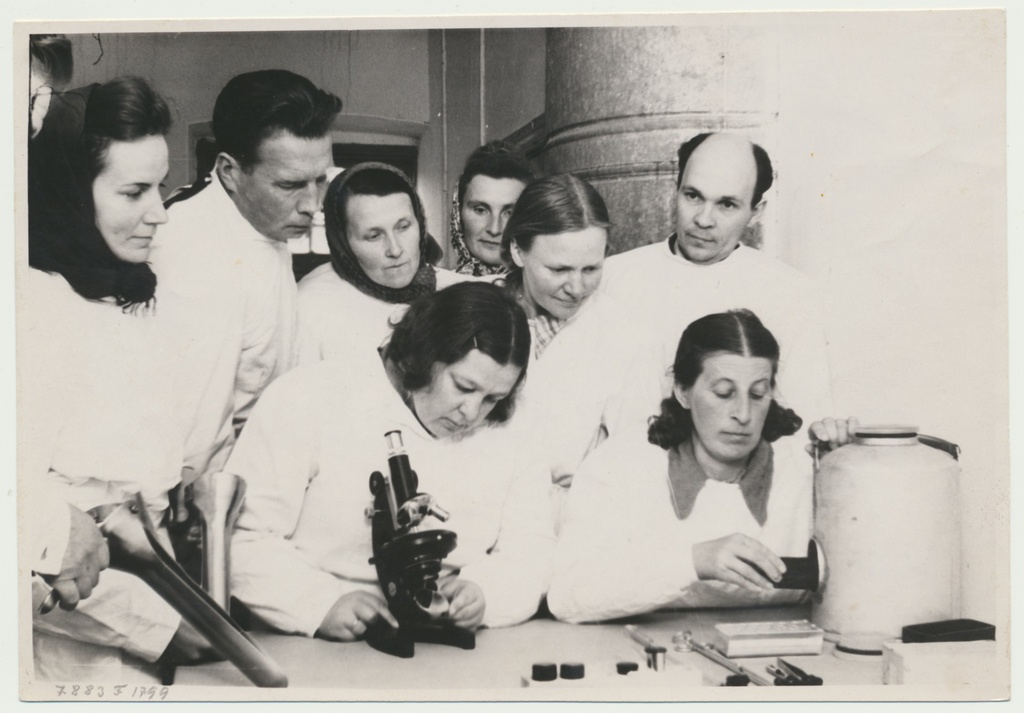 foto, kunstseemendamise kursus, labor, 1950, Vana-Võidu