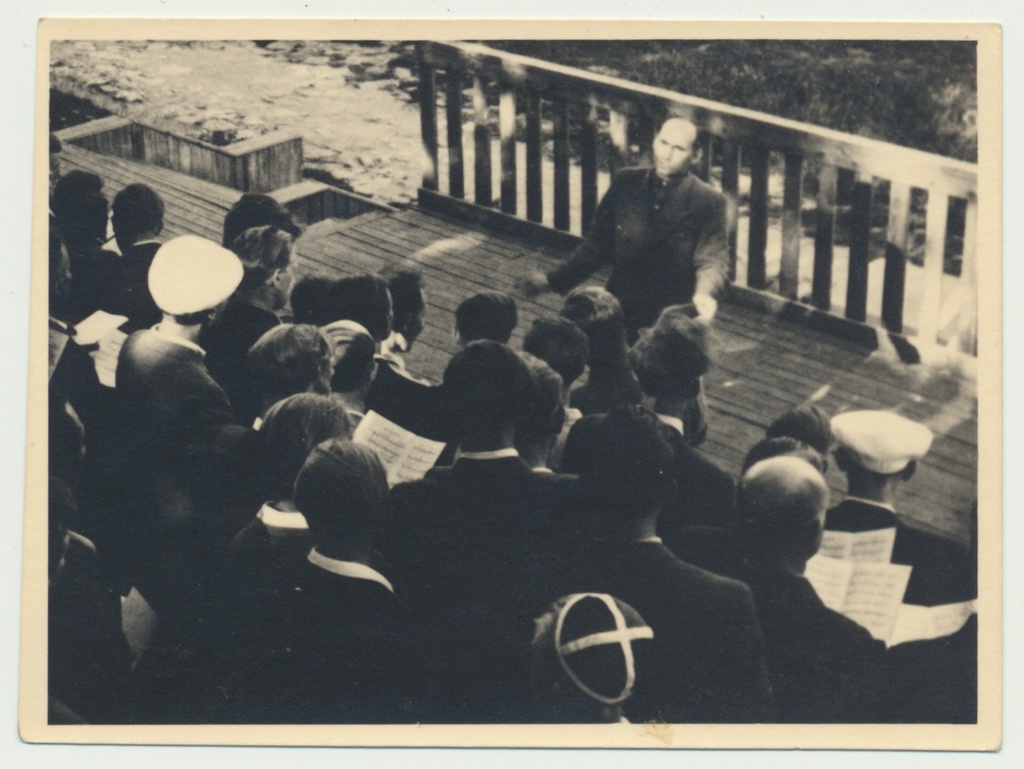 foto, Viljand Helikunsti Seltsi meeskoor, proovis, H. Zirnask, u 1935