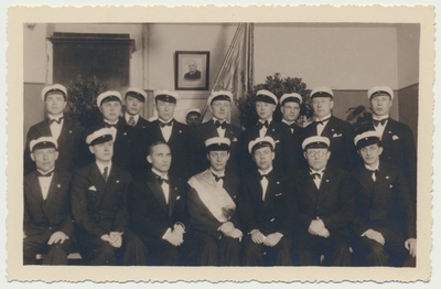 foto, Viljandi Helikunsti Seltsi meeskoor, juhatus?, u 1935  duplicate photo