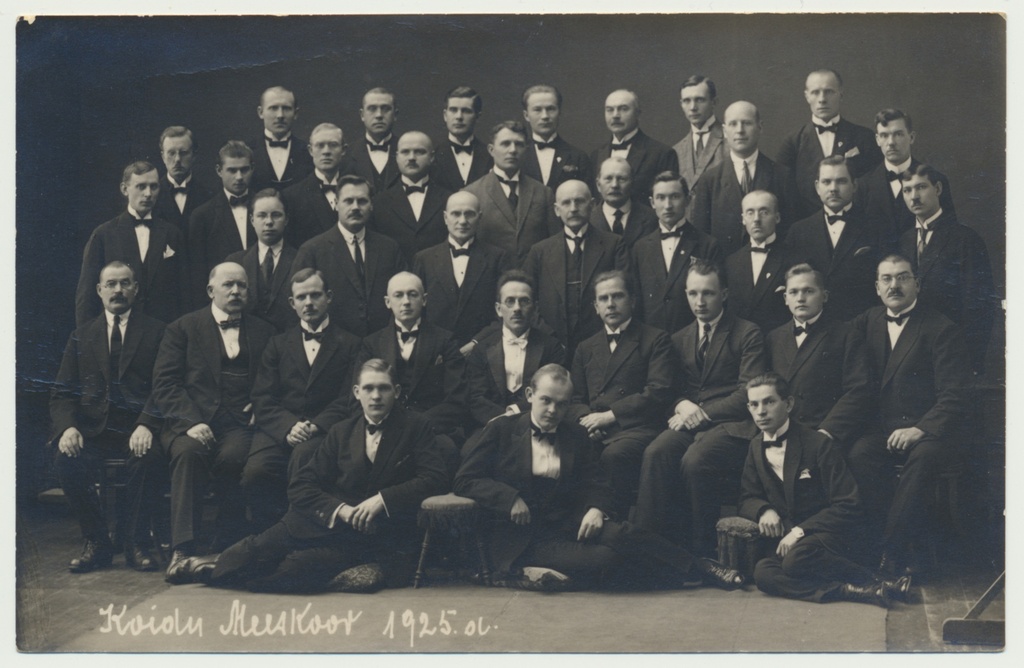 foto, Viljandi seltsi Koit meeskoor, dirigent Karl Grünwald, 1925