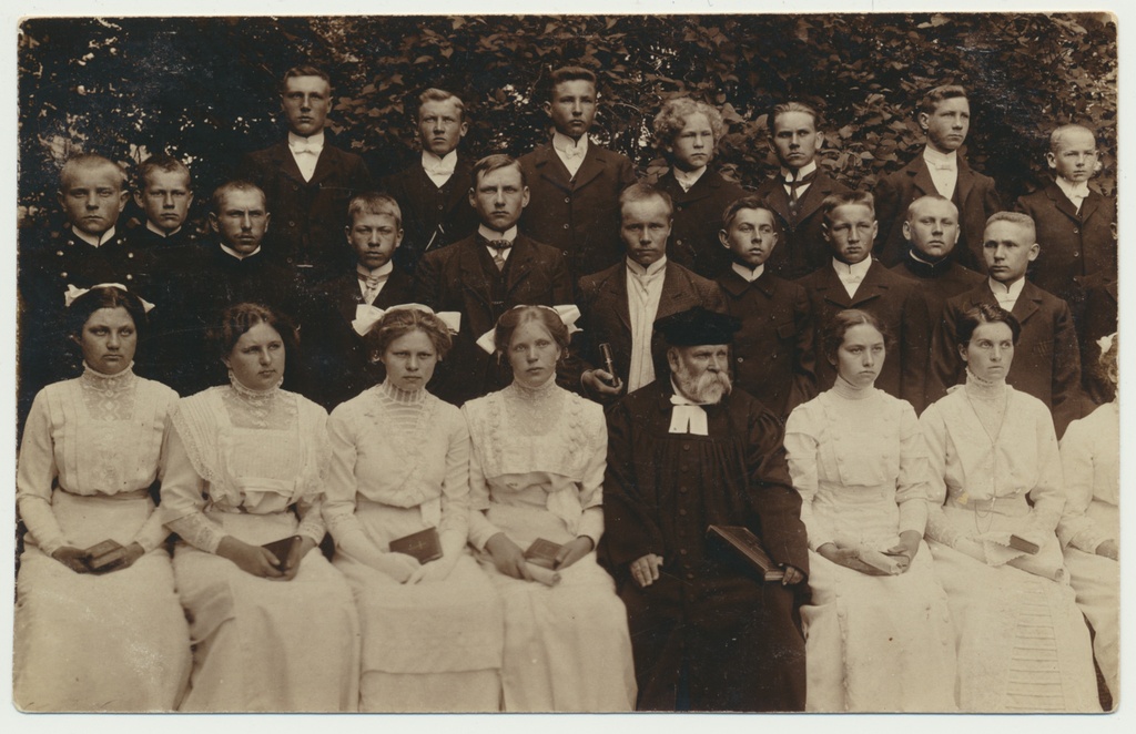 foto, Paistu, leerilapsed, õpetaja Jaan Bergmann, u 1910