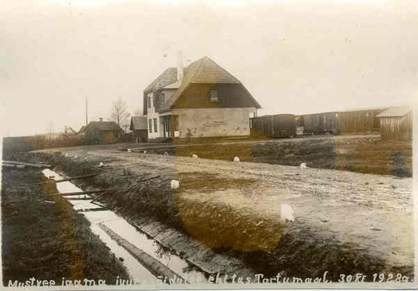 Photo Mustvee Station Accommodation Road building in Tartumaa