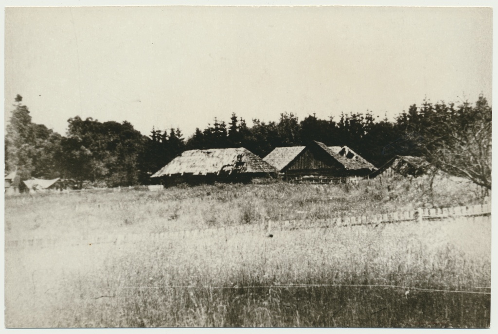 fotokoopia, Viljandimaa, Holstre vald, Kovali talu, u 1950? J.Kunderi, H.Henno kodukoht