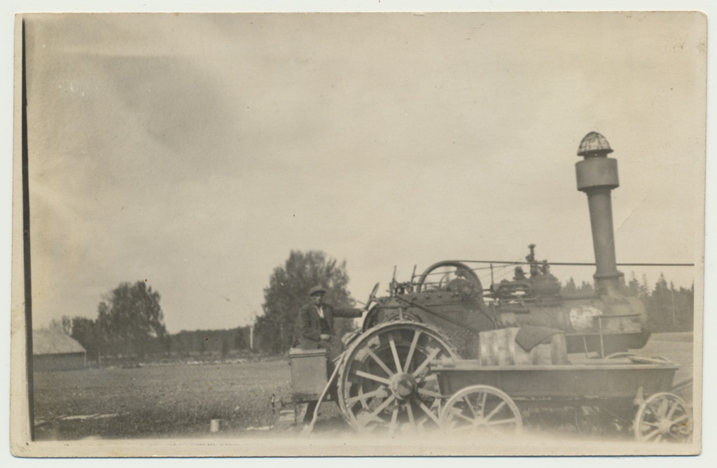 foto, Viljandimaa, Heimtali vald, Rõõsa talu, aurumasin-lokomotiiv, 1930