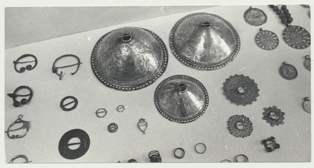 foto, Viljandi Muuseum 110, fondinäitus, 1988, foto E. Veliste