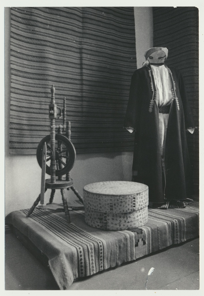 foto, Viljandi Muuseum 110, fondinäitus, 1988, foto E. Veliste