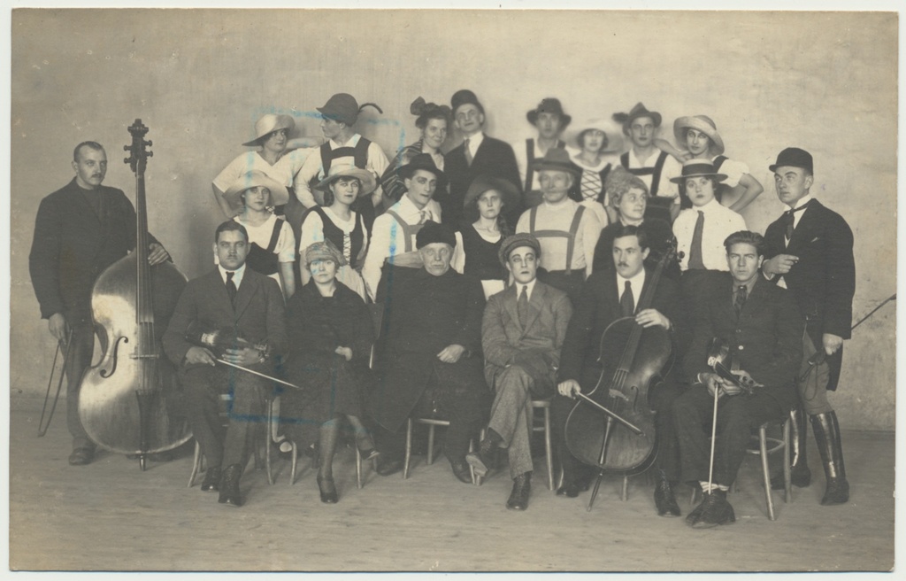 foto, Viljandi, teater Ugala, operett "Viinamäe Liisi", u 1924, foto Allikas & Teng