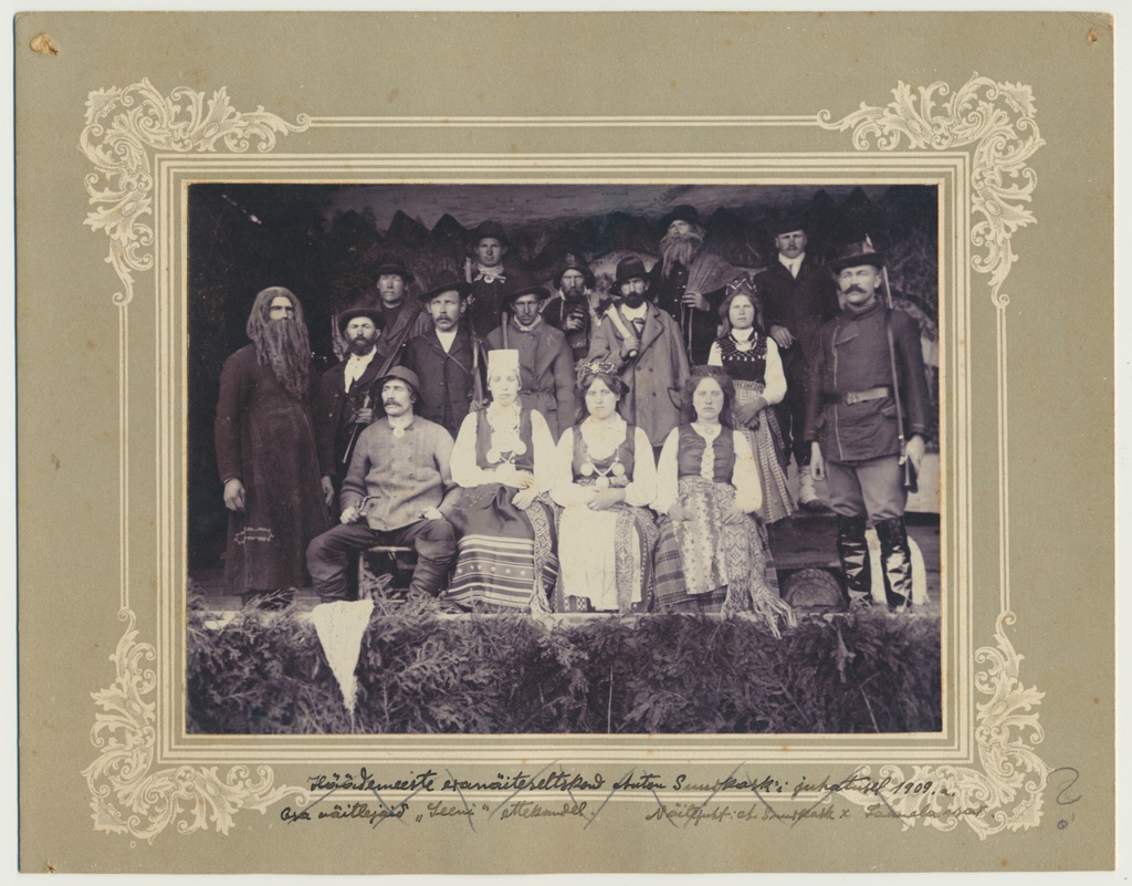 foto, Viljandi spordiseltsi Tulevik näitetrupp, Kõpu, 1915