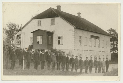 fotokoopia, Viljandimaa, Holstre vallamaja, ees valla kütirühm 1921  duplicate photo