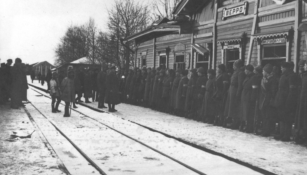 Photo. J. Laidoner Võru Railway Station No. 2 team reviews on February 4, 1919. Jaan Niiluse photo.