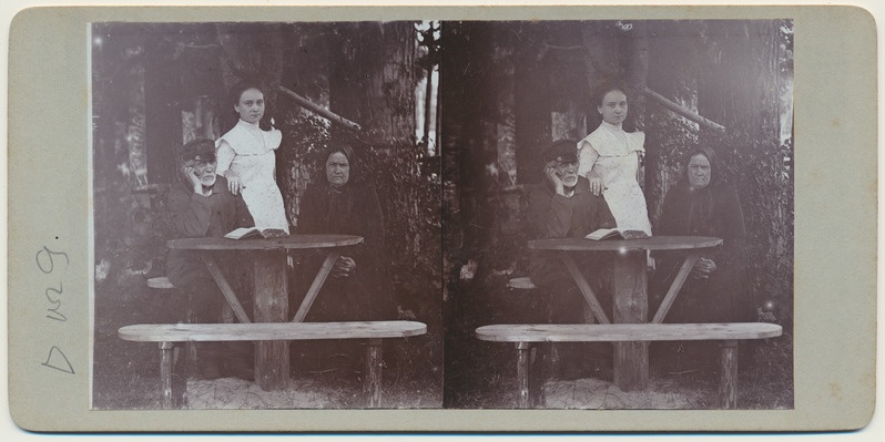 stereofoto, Hans, Ann ja Marie Riet, 1904