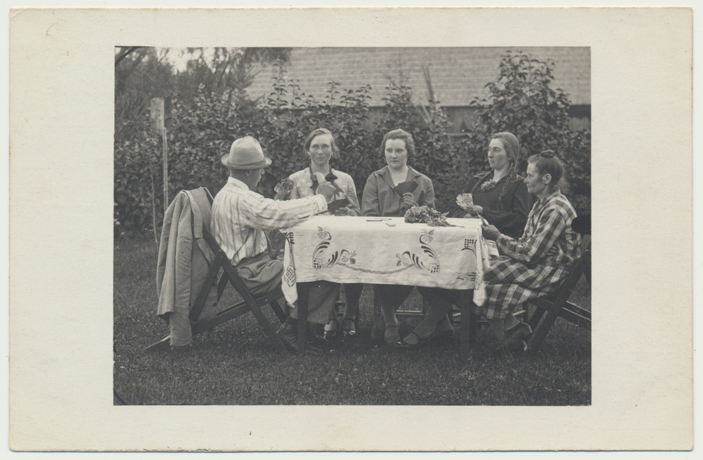 foto, Viljandimaa, Paistu, Kõrvi, kaardimäng, 1929, foto H. Silk