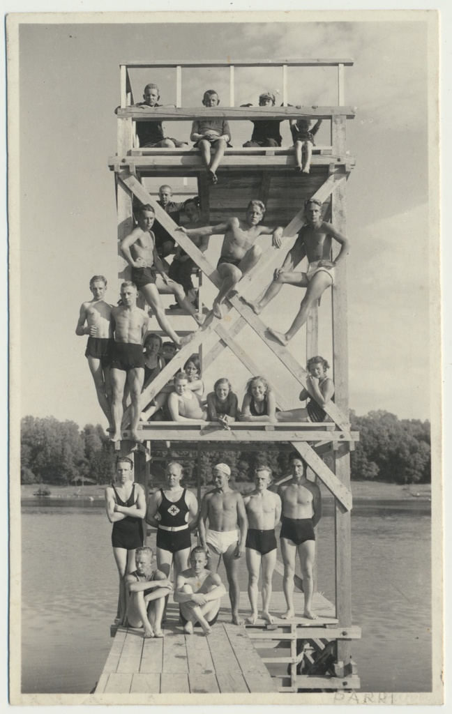foto, Viljandi järv, vettehüppetorn, vetelpääste kursus 1934. F: T. Parri (negatiiv VMF 362:162)