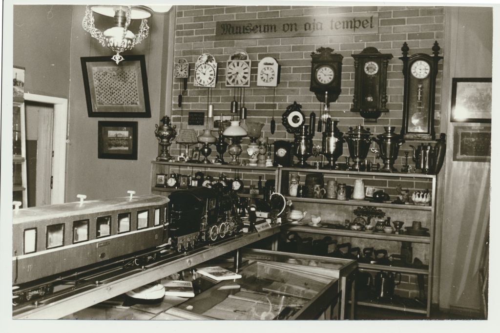 foto TALLEKS-i Mõisaküla muuseum, ekspositsioon 1976 foto L.Vellema