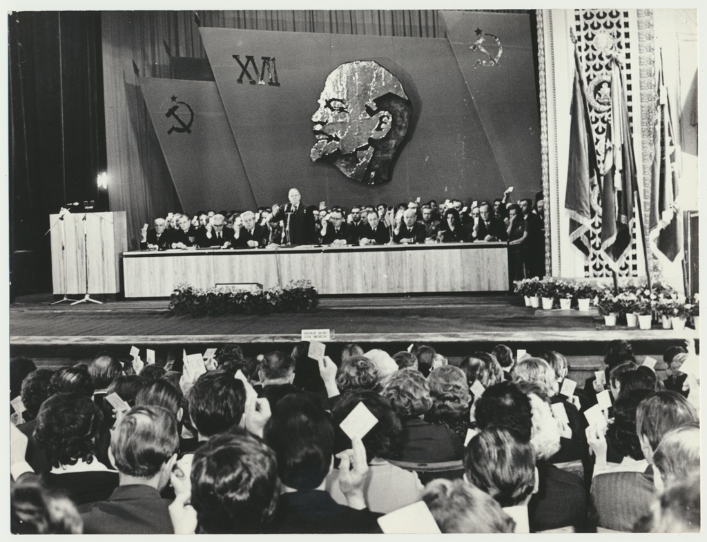 foto EKP XVII kongress, presiidium 1976 foto ETA