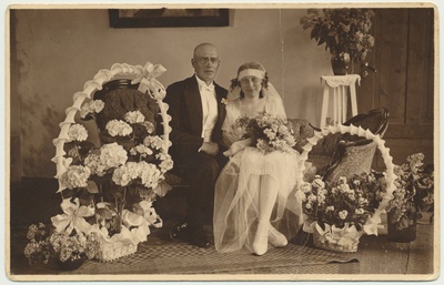 foto, Pauline A(a)dov ja Julius Patune, laulatus, 1928, Viljandi  duplicate photo