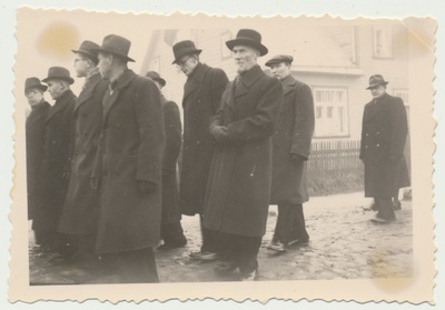 foto, Viljandi, Uueveski, ümbermatmine, 17.11.1940, foto A. Kiilaspea  duplicate photo