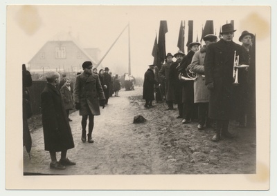 foto, Viljandi, Uueveski, ümbermatmine, 17.11.1940, foto A. Kiilaspea  duplicate photo