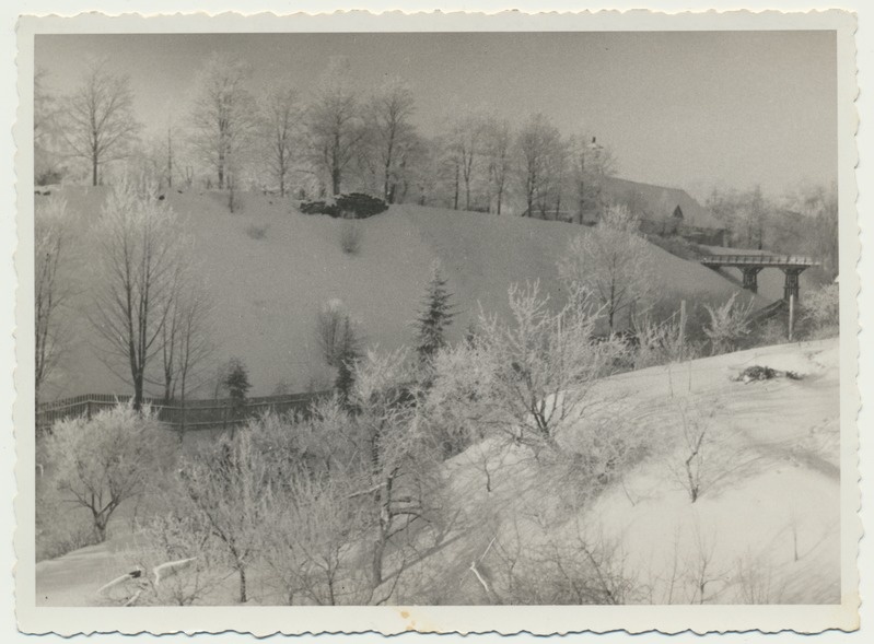 foto, Viljandi I Kirsimägi, ait, u 1930, foto Anna Kukk?