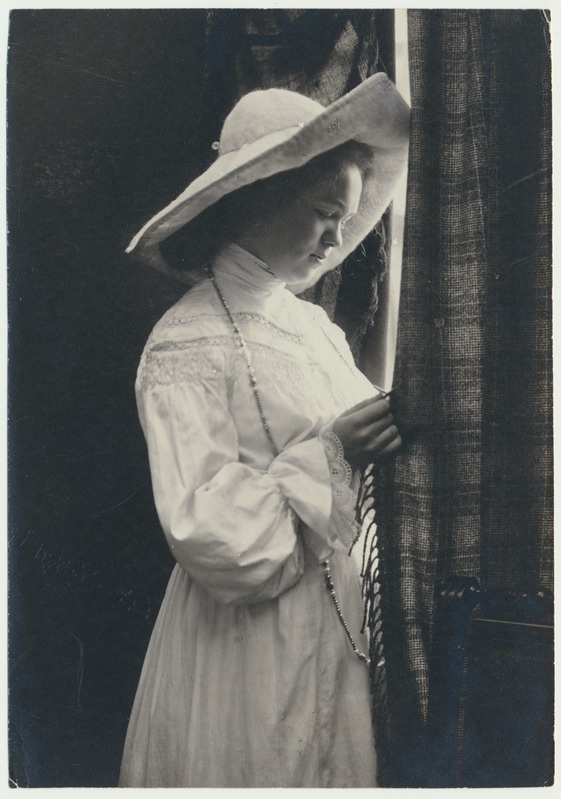 foto, Anna Uudelt (Kukk), 3/4 portree, u 1904