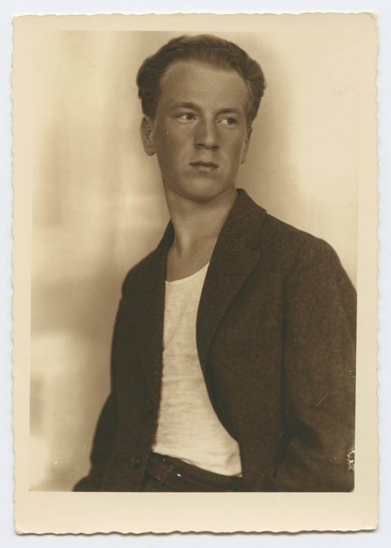 foto, Olev Kukk, poolportree, u 1929, foto A. Kukk